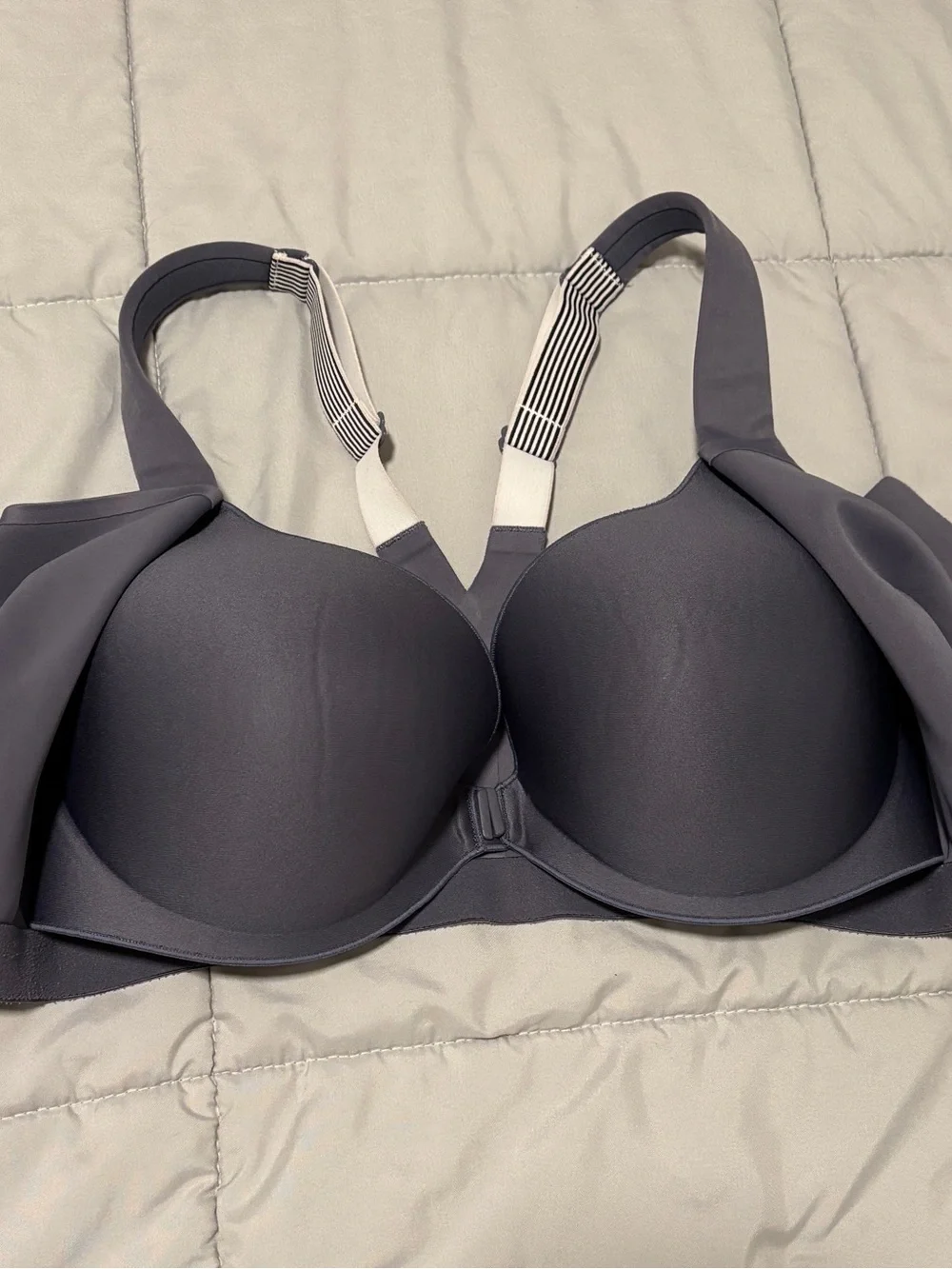 VSX Knockout™ Front-Close Sports Bra